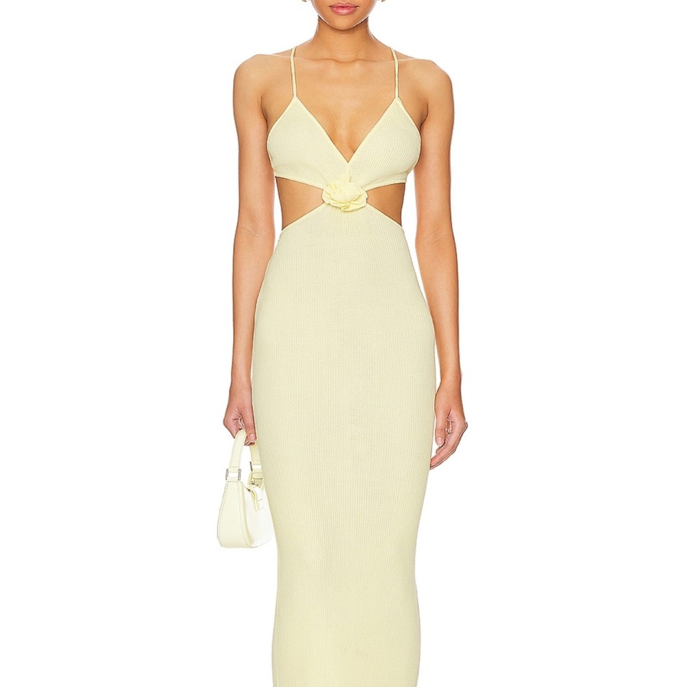 Chic Backless Yellow Maxi Dress